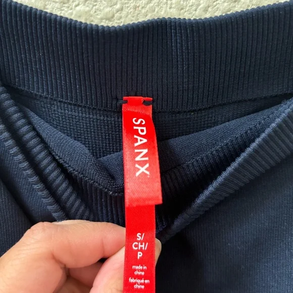 NWT SPANX Mama Maternity Jean-ish Ankle Jeggings in Twilight Rinse - Picture 4 of 6